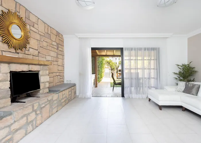 Feriehus Exclusive Townhouse In Plaza Del Duque Close To The
