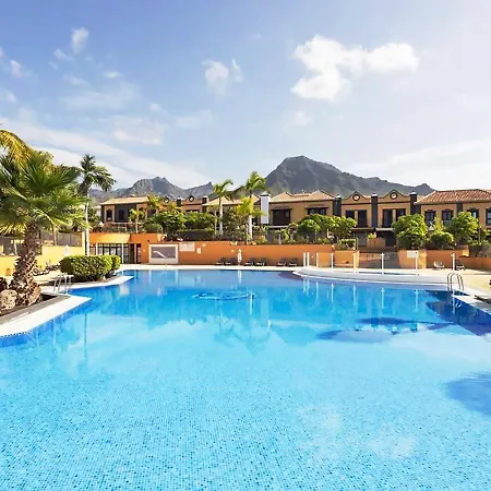 Tatil Evi Exclusive Townhouse In Plaza Del Duque Close To The *