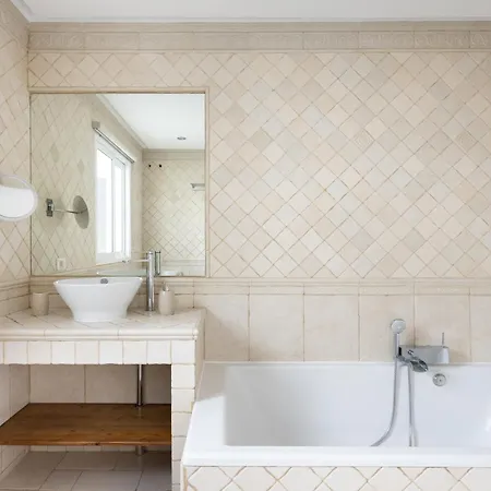 Exclusive Townhouse In Plaza Del Duque Close To The Hébergement de vacances *