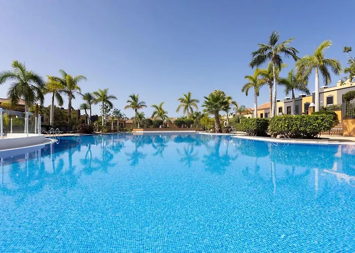 Exclusive Townhouse In Plaza Del Duque Close To The Costa Adeje