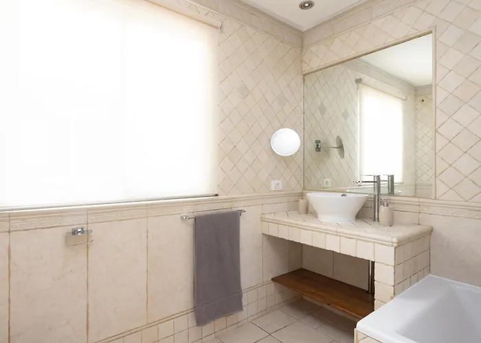 Tatil Evi Exclusive Townhouse In Plaza Del Duque Close To The Costa Adeje